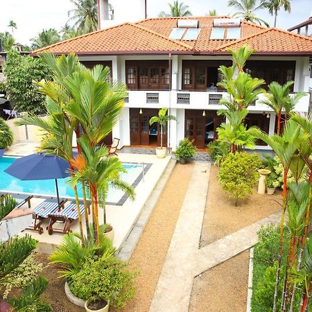 Sky And Sand Guesthouse Beruwala Exterior photo