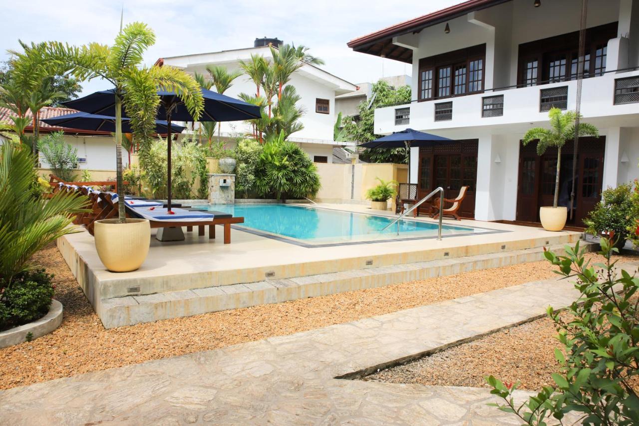 Sky And Sand Guesthouse Beruwala Exterior photo