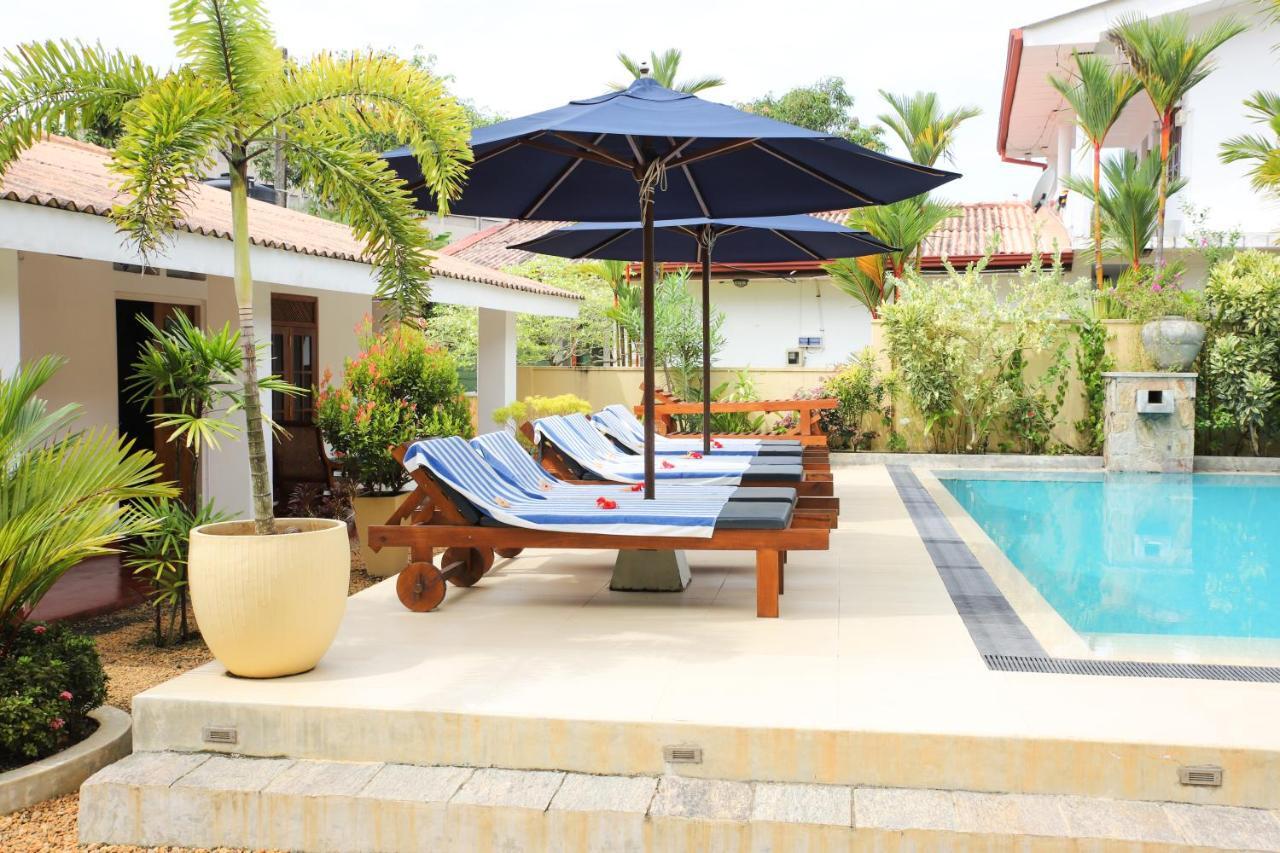 Sky And Sand Guesthouse Beruwala Exterior photo
