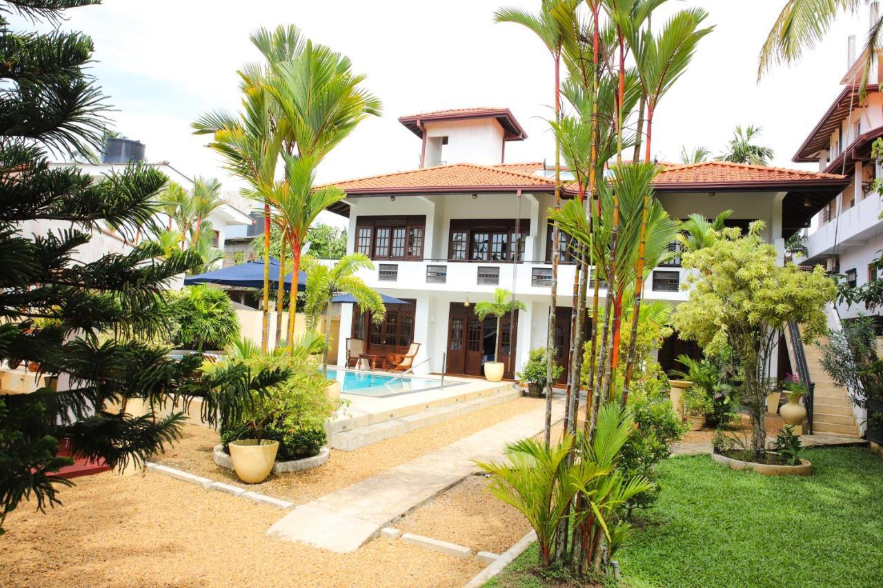 Sky And Sand Guesthouse Beruwala Exterior photo